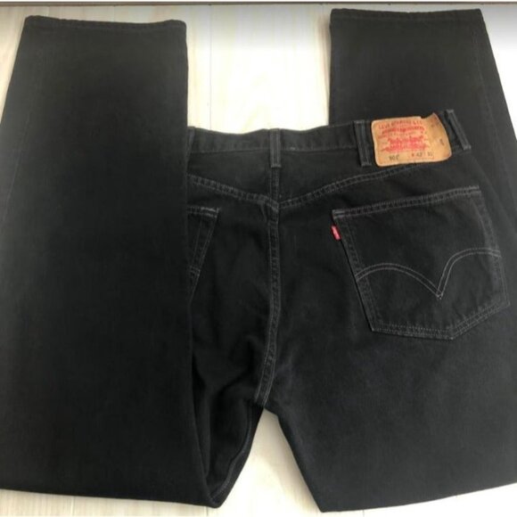 Levi's Men's 501 Black Denim Jeans Button Fly 42 x 32 - Picture 3 of 11